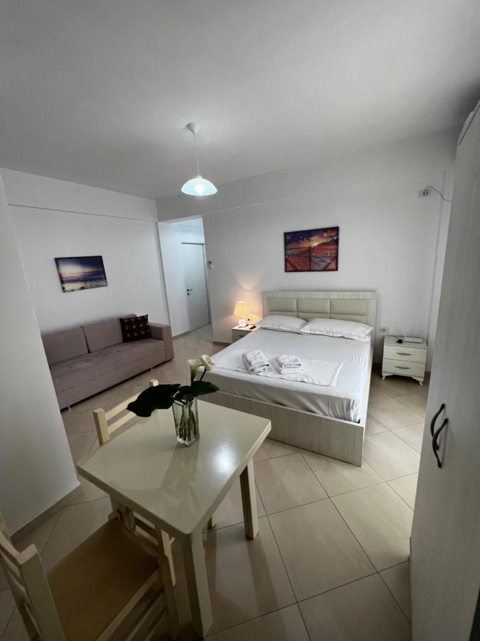 Garden Villa Eva Saranda Dış mekan fotoğraf