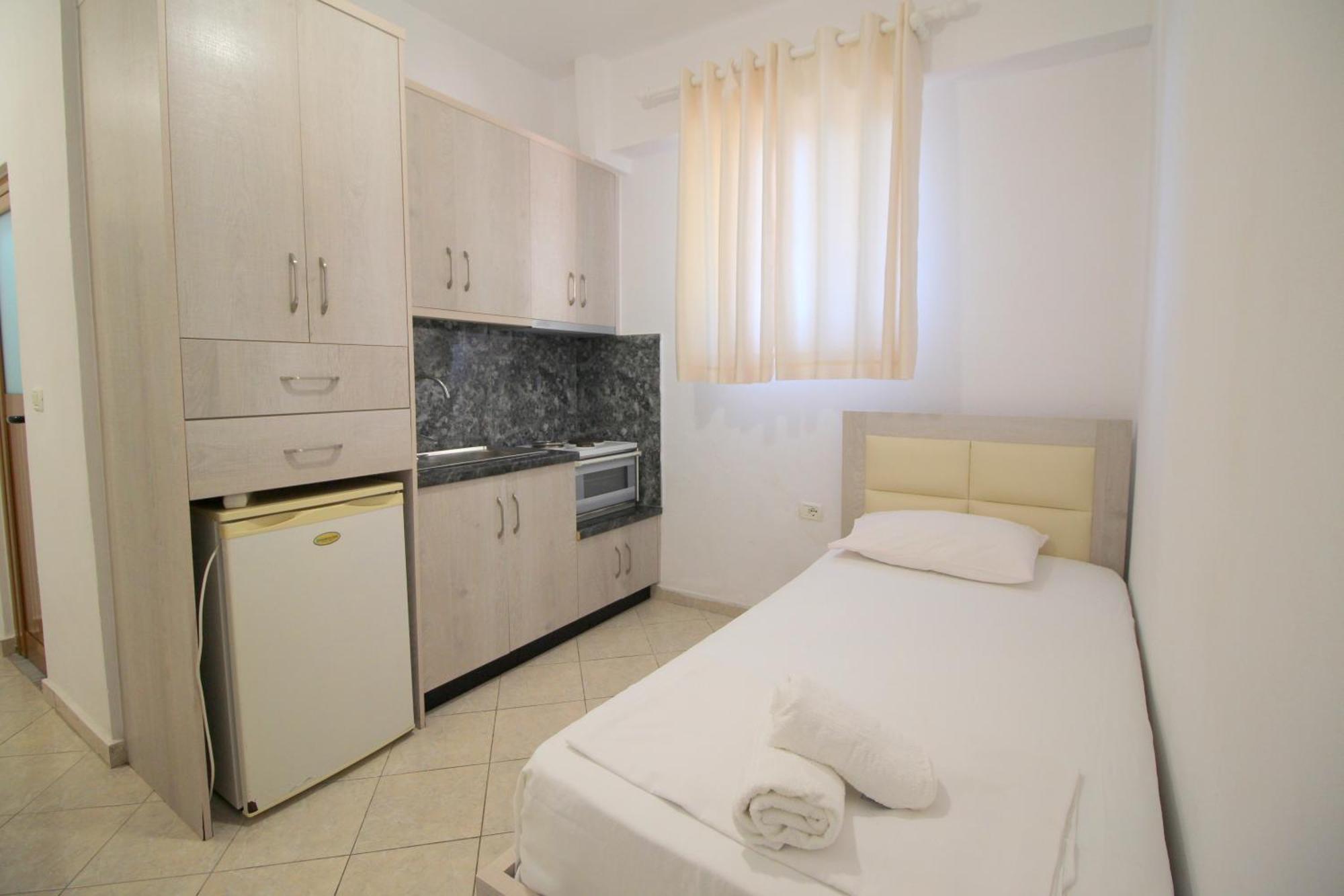Garden Villa Eva Saranda Dış mekan fotoğraf