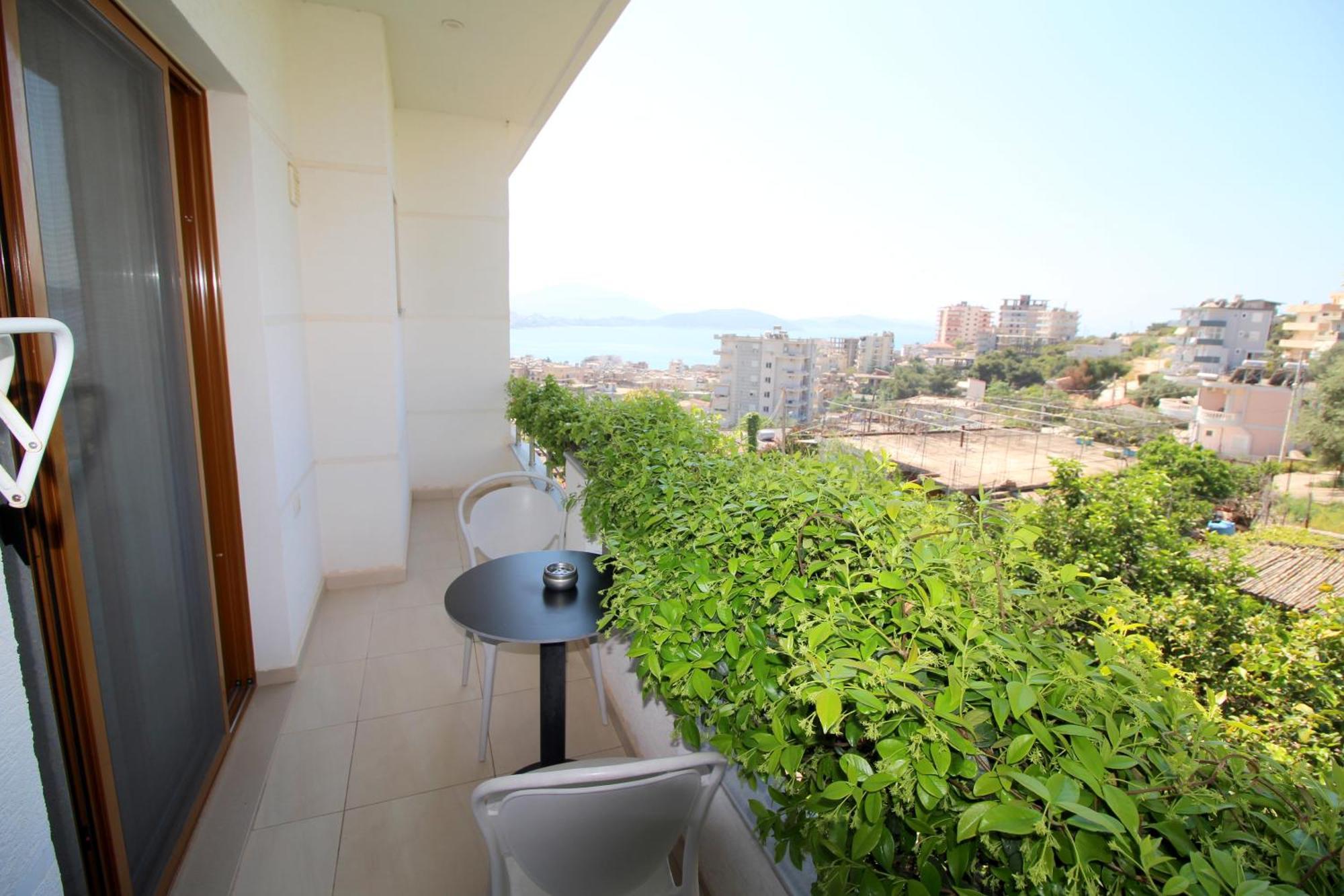 Garden Villa Eva Saranda Dış mekan fotoğraf